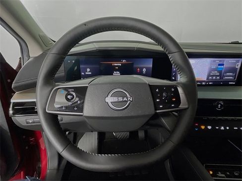 Used 2025 Nissan Murano SL image 12