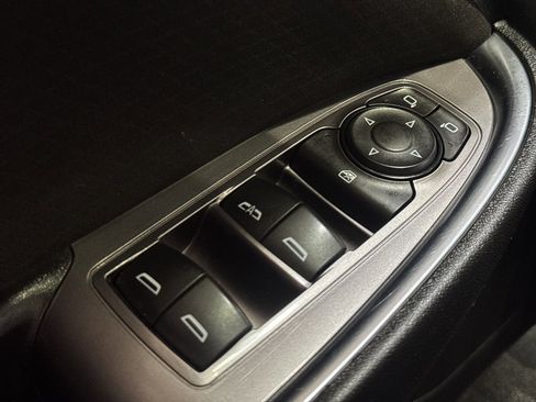 Used 2021 Chevrolet Malibu LT image 31