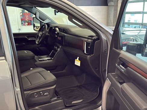 New 2026 GMC Sierra 2500 Denali AWD/4WD image 12