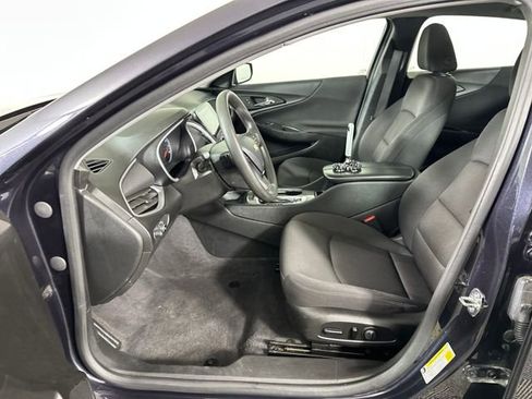 Used 2023 Chevrolet Malibu LT image 11