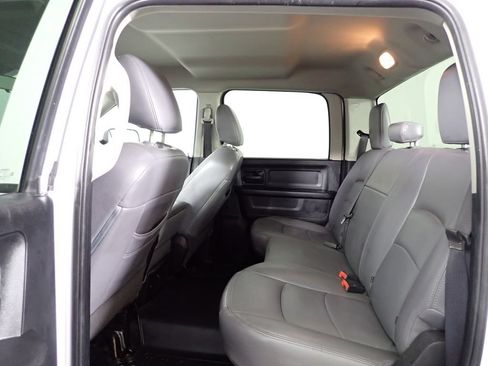 Used 2017 RAM 2500 Tradesman w/ Chrome Appearance Group AWD/4WD image 40