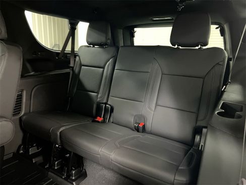 New 2026 Chevrolet Suburban Z71 w/ Z71 Off-Road Package image 30