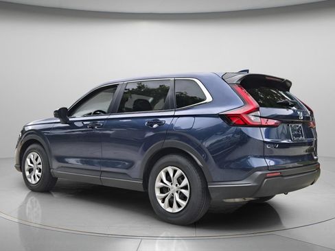 Certified 2025 Honda CR-V LX image 8