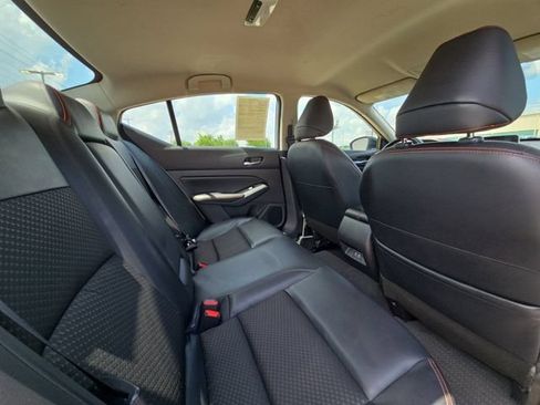 Used 2024 Nissan Altima 2.5 SR FWD image 27