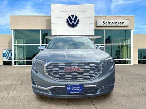 Used 2020 GMC Terrain Denali w/ Denali Premium Package image 2