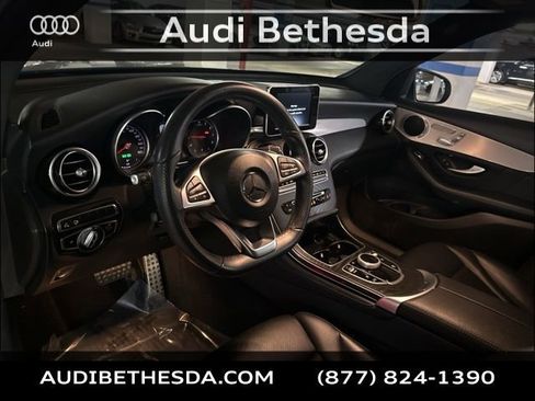 Used 2019 Mercedes-Benz GLC 300 4MATIC image 14