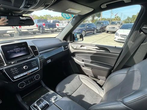 Used 2018 Mercedes-Benz GLE 43 AMG GLE 43 Sport Utility 4D image 14