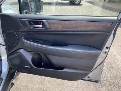 Used 2016 Subaru Outback 2.5i Limited image 23