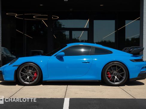 Used 2022 Porsche 911 GT3 image 8