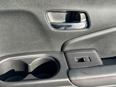 Used 2021 Honda Pilot Black Edition image 23