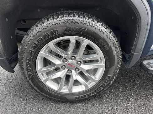 Certified 2021 GMC Sierra 1500 SLT w/ SLT Premium Package image 18