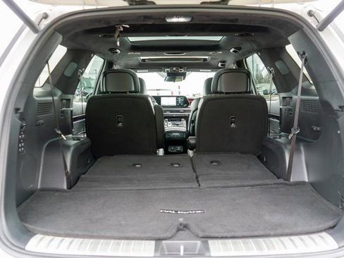 Used 2024 Hyundai Palisade Calligraphy image 11