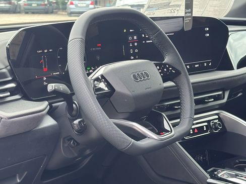 New 2025 Audi SQ5 Premium Plus image 10