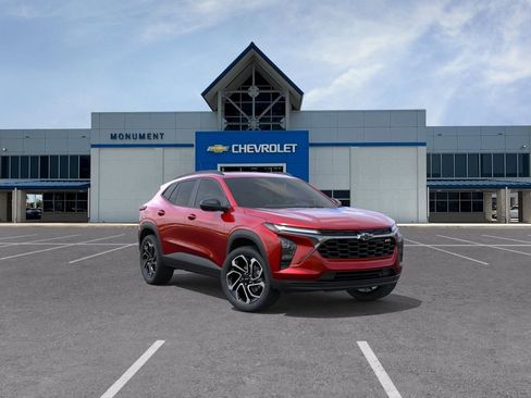 New 2026 Chevrolet Trax RS w/ Sunroof Package FWD image 1