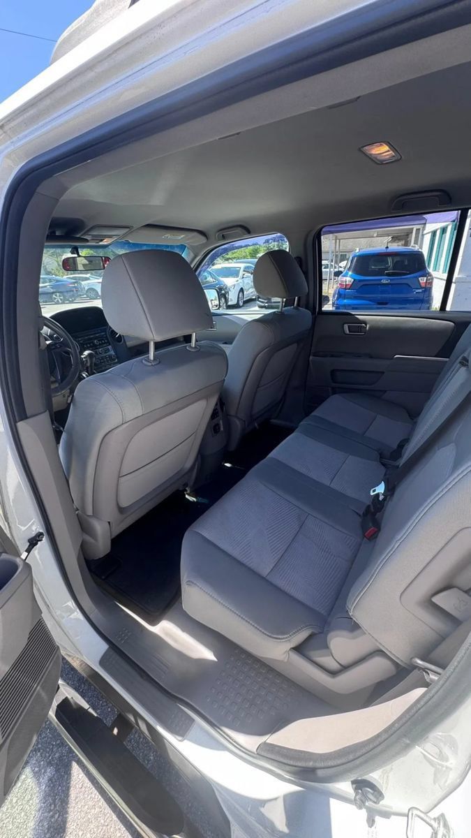 Used 2015 Honda Pilot LX image 14