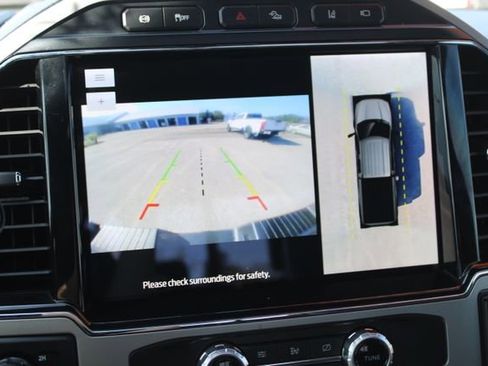 Used 2022 Ford F250 Lariat w/ Tremor Off-Road Package image 26