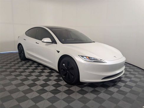 Used 2024 Tesla Model 3 RWD image 4