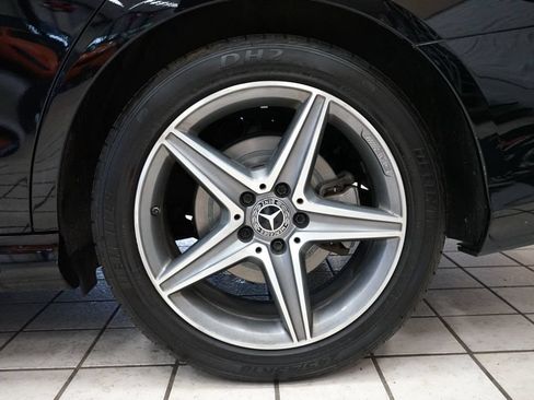 Used 2019 Mercedes-Benz E 300 4MATIC image 58