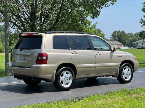 Used 2005 Toyota Highlander Limited image 6