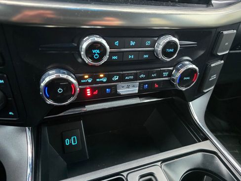 Certified 2023 Ford F150 Lariat image 26