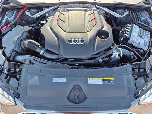 Used 2022 Audi S4 Premium Plus w/ Premium Plus Package AWD/4WD image 24