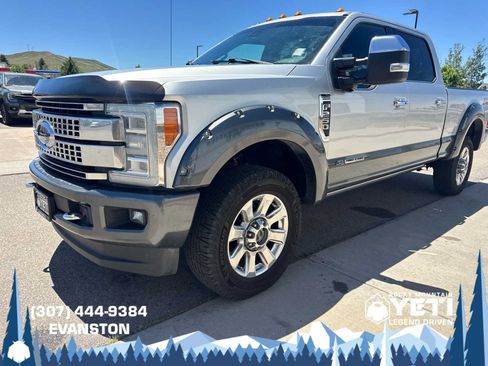 Used 2017 Ford F250 Platinum w/ Platinum Ultimate Package AWD/4WD image 7