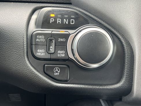 Used 2020 RAM 1500 Big Horn AWD/4WD image 7