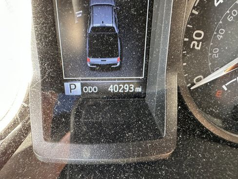 Certified 2023 Toyota Tacoma TRD Off-Road image 11