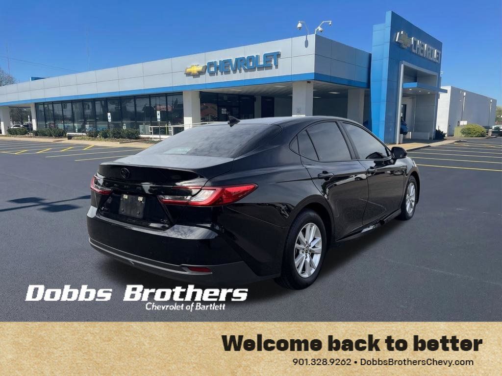 Used 2025 Toyota Camry LE FWD image 8