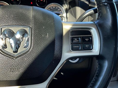 Used 2018 RAM 2500 Laramie w/ Convenience Group image 19