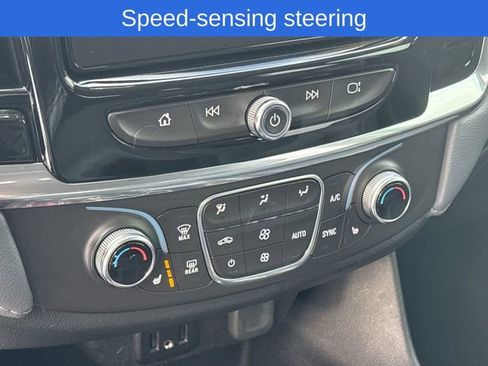 Used 2019 Chevrolet Traverse LT w/ LT Premium Package image 23