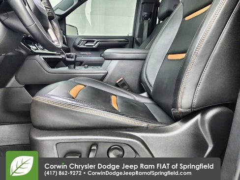 Used 2024 GMC Sierra 1500 AT4 w/ Technology Package image 20