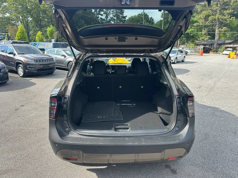 Used 2025 Nissan Kicks SV FWD image 14