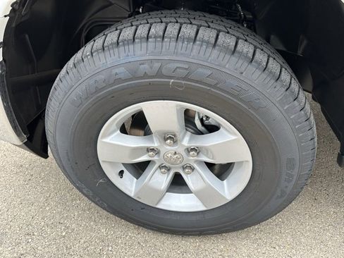 Used 2024 RAM 1500 Tradesman w/ Popular Equipment Group image 11