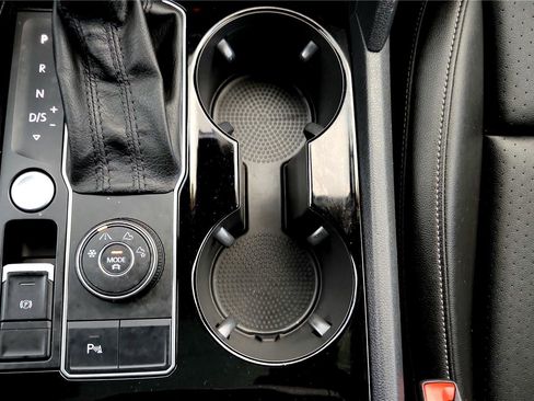 Used 2019 Volkswagen Atlas SEL image 31