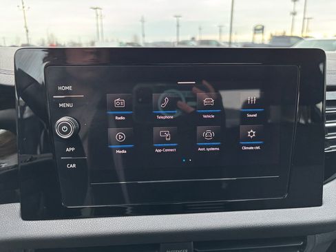 Used 2025 Volkswagen Jetta S image 35