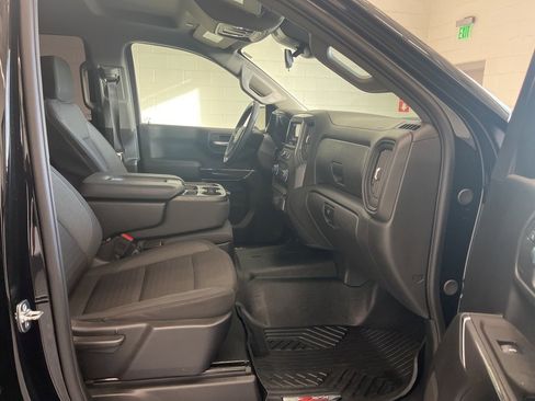 Used 2025 Chevrolet Silverado 1500 Custom Trail Boss w/ Midnight Edition image 34