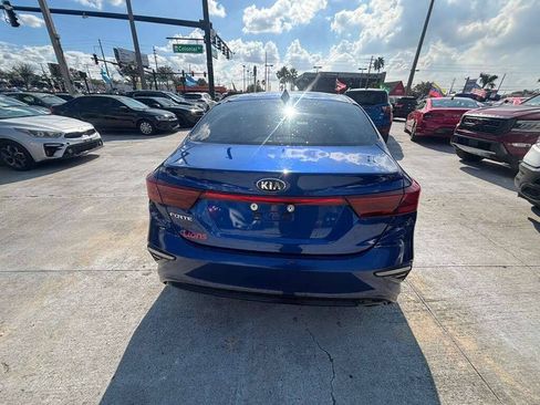 Used 2021 Kia Forte LXS FWD image 11