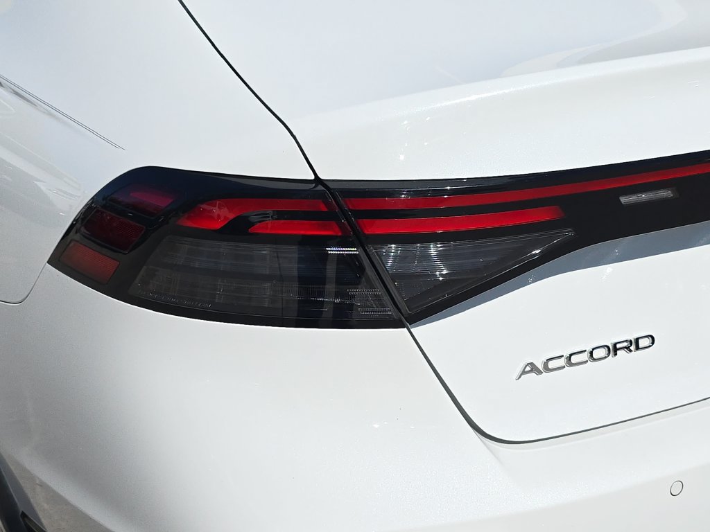 Used 2024 Honda Accord Touring image 37