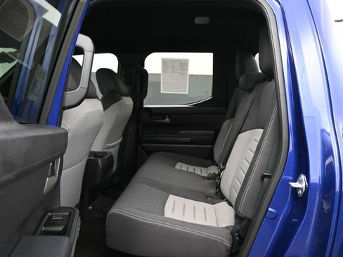 Used 2025 Toyota Tacoma TRD Sport AWD/4WD image 16