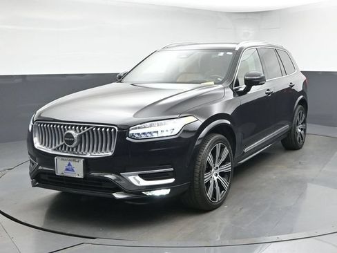Used 2023 Volvo XC90 B6 Ultimate w/ Protection Package Premier AWD/4WD image 3