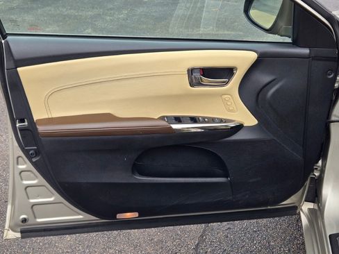 Used 2014 Toyota Avalon Limited image 17