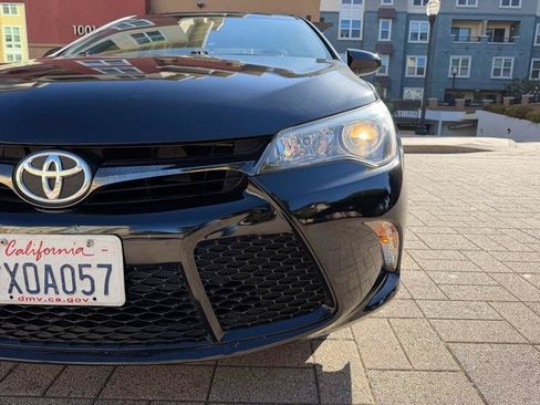 Used 2017 Toyota Camry SE FWD image 15