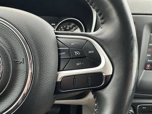Used 2018 Jeep Compass Latitude w/ Popular Equipment Group FWD image 54