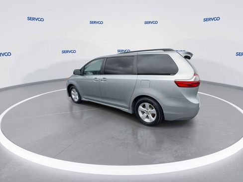 Used 2020 Toyota Sienna LE FWD image 6