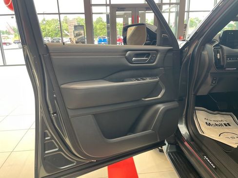 New 2026 Nissan Armada Platinum Reserve AWD/4WD image 12