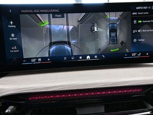 Used 2025 BMW 330i Sedan image 23