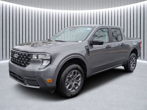 New 2025 Ford Maverick XLT w/ XLT Luxury Package FWD image 8