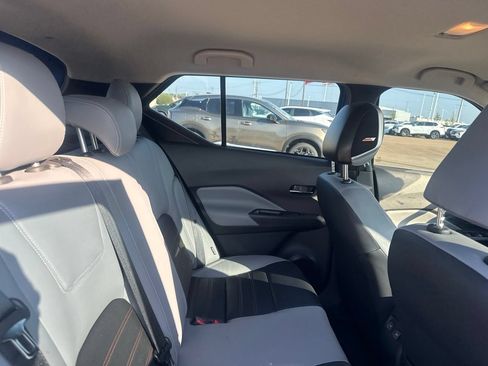 Used 2023 Nissan Kicks SR w/ SR Premium Package FWD image 29