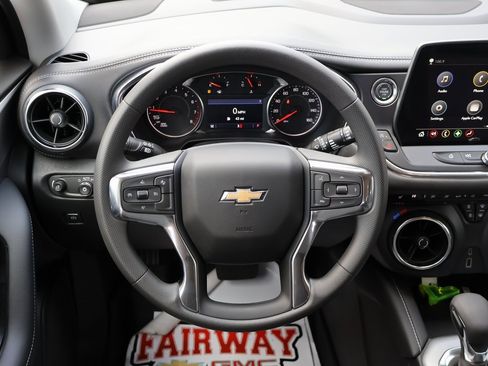 New 2025 Chevrolet Blazer LT w/ LPO, Black Sport Package image 15